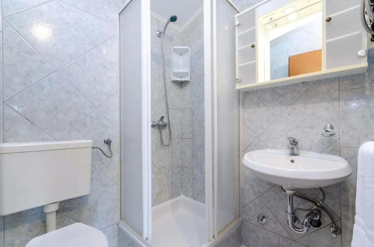 Apartment In Crikvenica 27606 Croatia