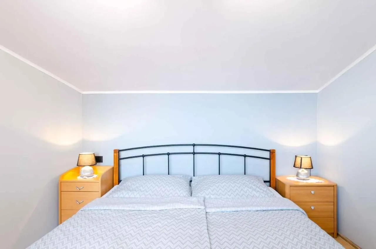 Apartment In Crikvenica 27606