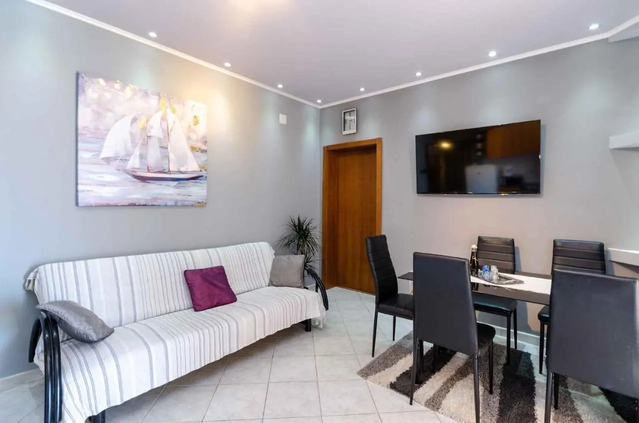 Apartment In Crikvenica 27606 Croatia