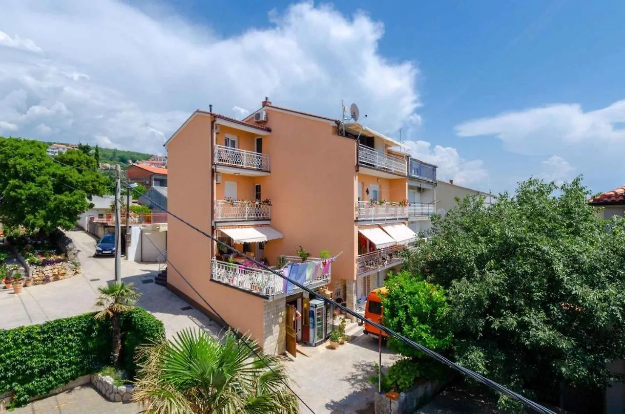 Apartment In Crikvenica 27606