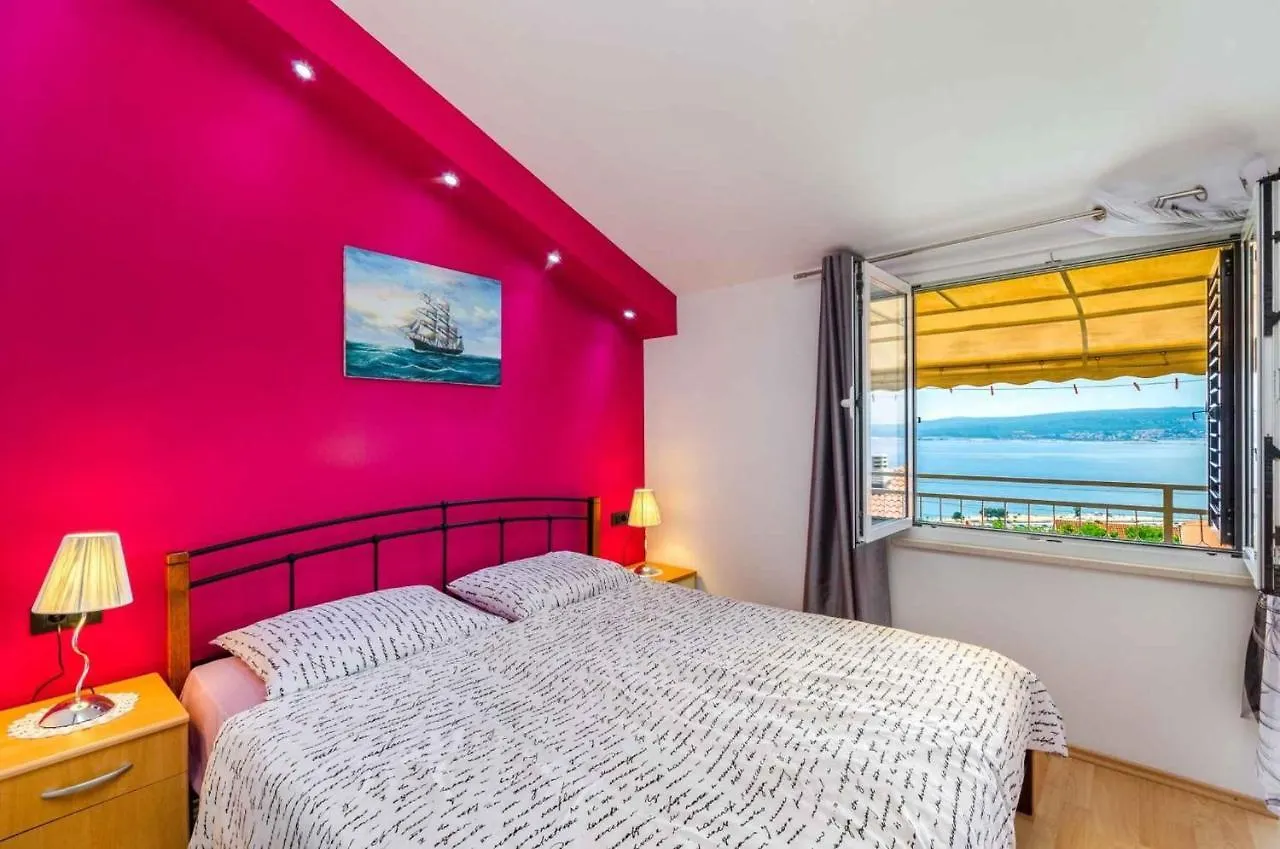 Apartment In Crikvenica 27606
